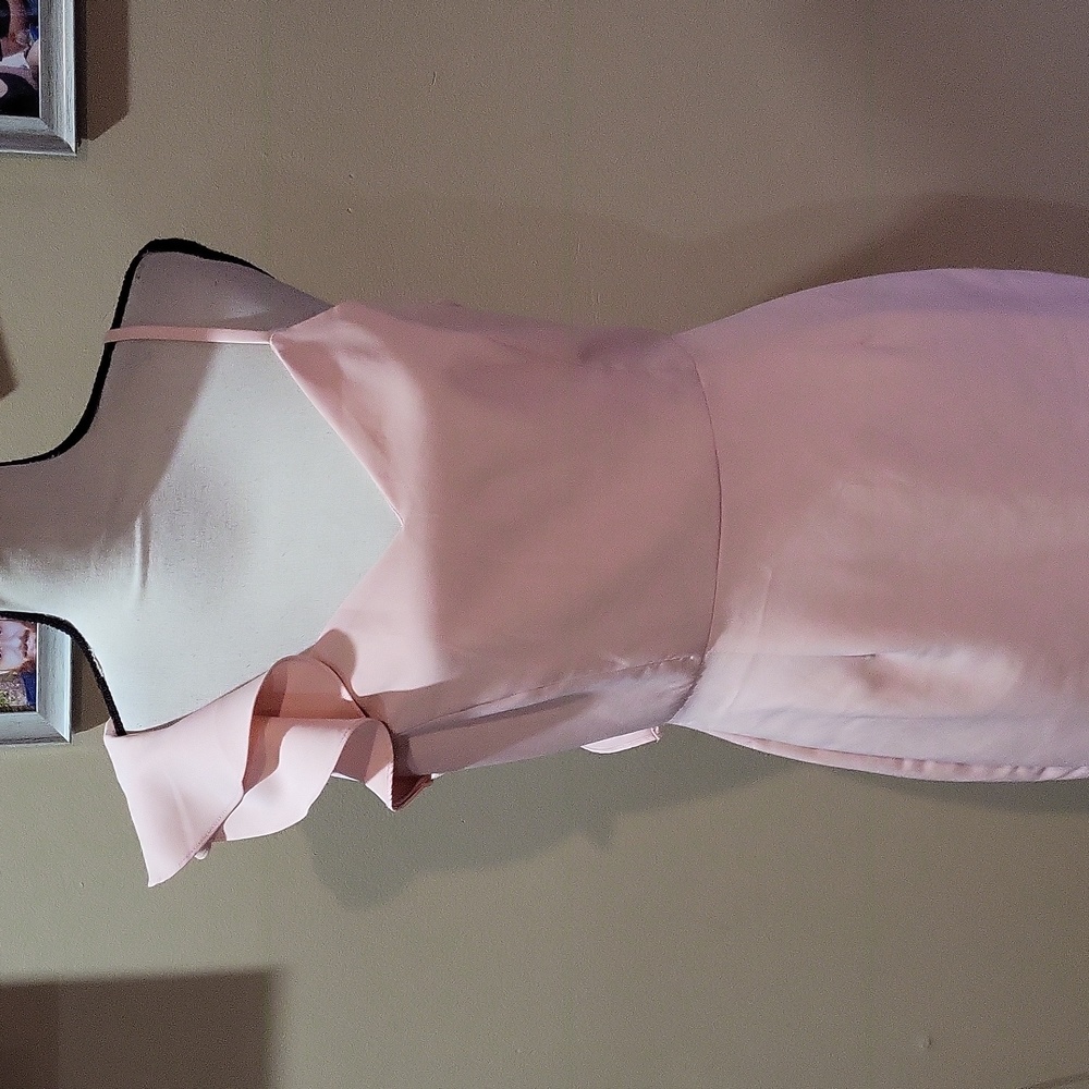Anna Grace Dress 🩷 - Picture 2 of 11